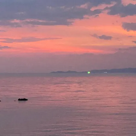 Appartement 6 Personnes Classe 2 Etoiles Leboucq Laurent Fort-Mahon-Plage